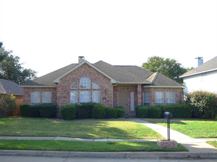 Property photo for 3918 Alto Avenue, Carrollton, TX
