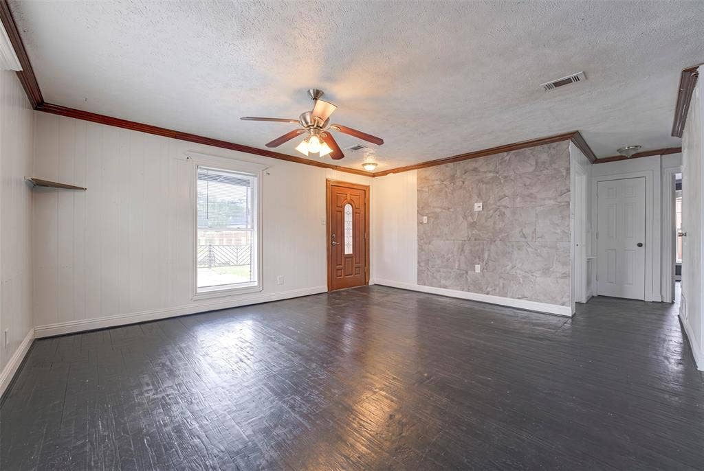 554 Pleasant Vista Drive, Dallas, TX 75217 554 Pleasant Vista Drive, Dallas, TX 75217