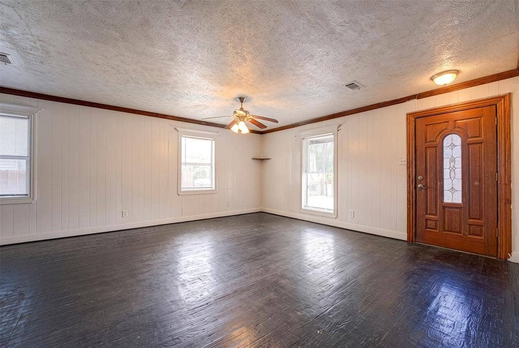554 Pleasant Vista Drive, Dallas, TX 75217 554 Pleasant Vista Drive, Dallas, TX 75217