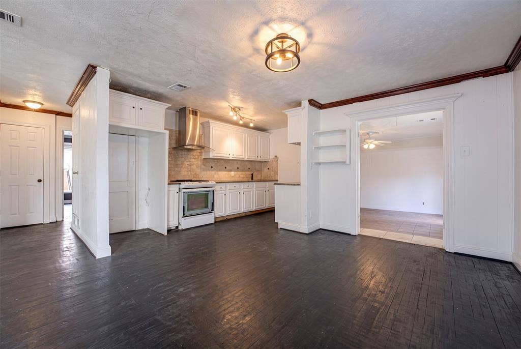 554 Pleasant Vista Drive, Dallas, TX 75217 554 Pleasant Vista Drive, Dallas, TX 75217