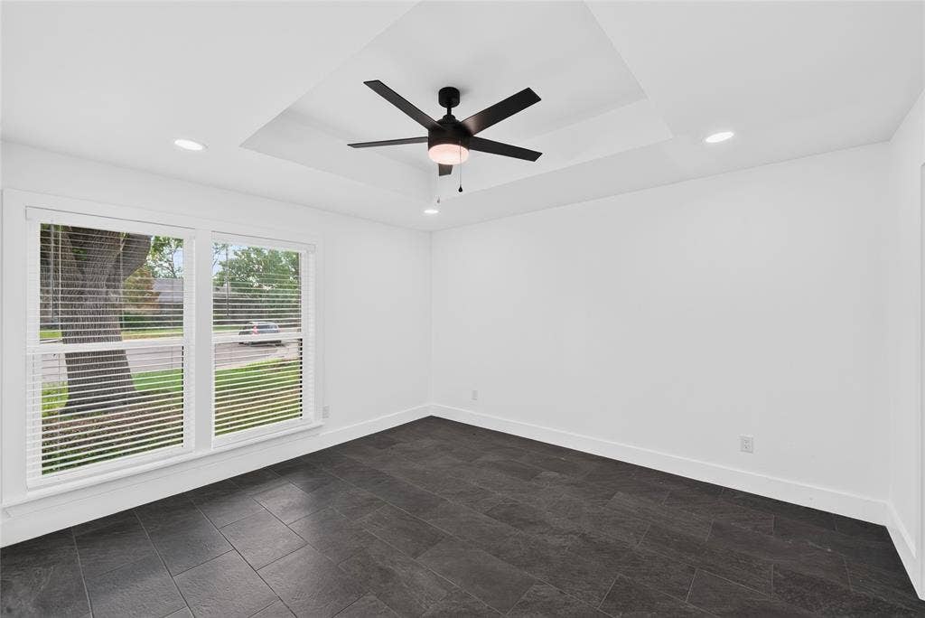 2925 Allister Street, Dallas, TX 75229