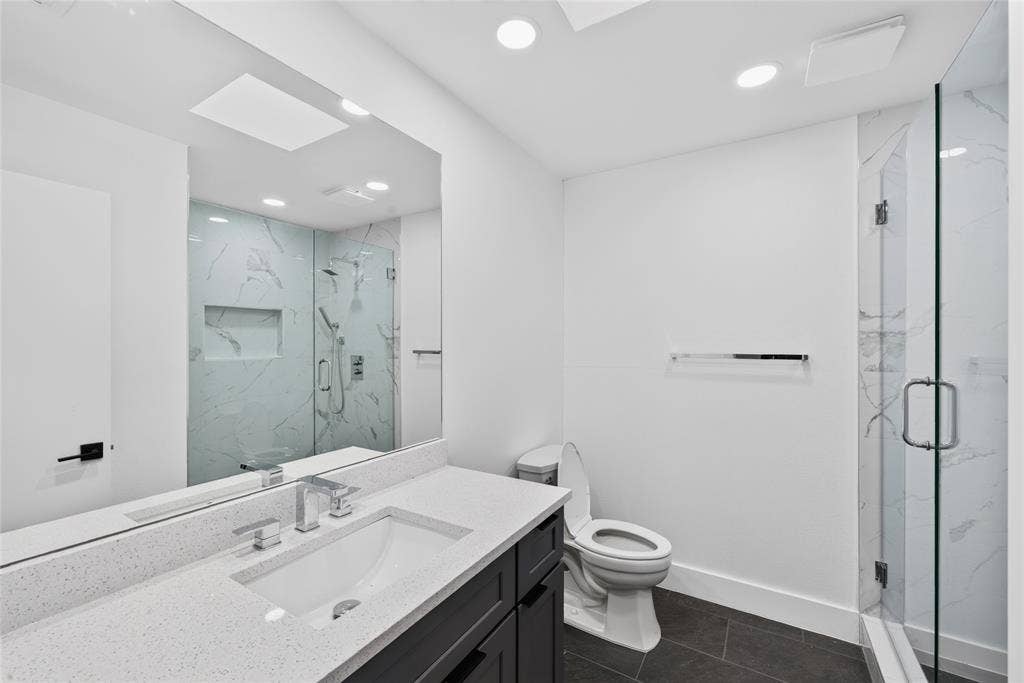 2925 Allister Street, Dallas, TX 75229