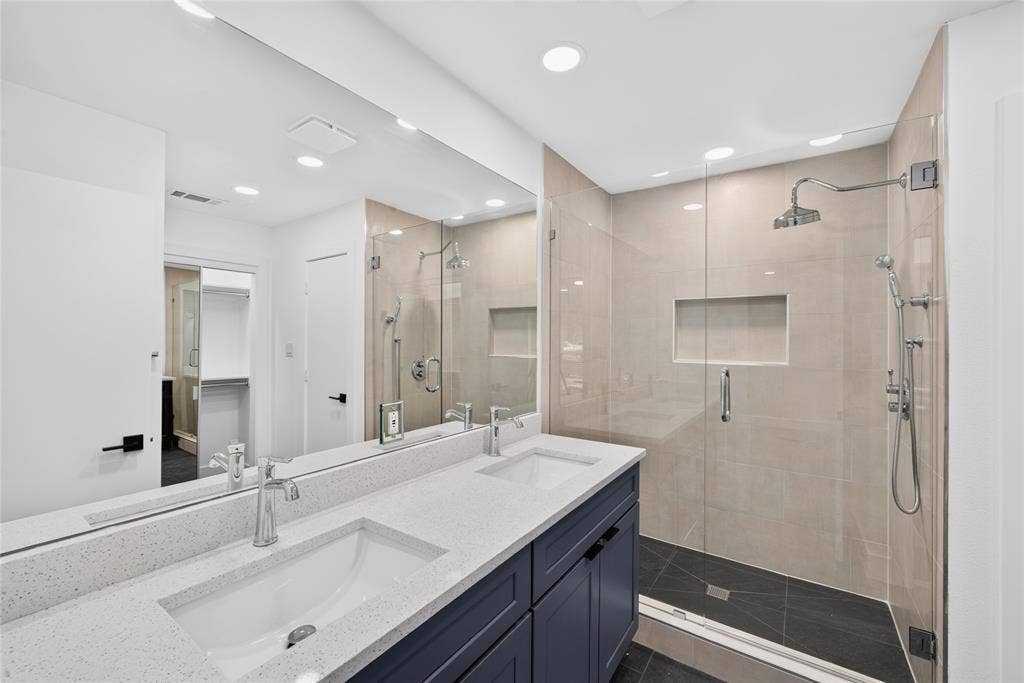2925 Allister Street, Dallas, TX 75229