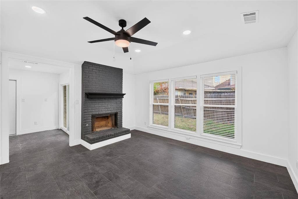2925 Allister Street, Dallas, TX 75229