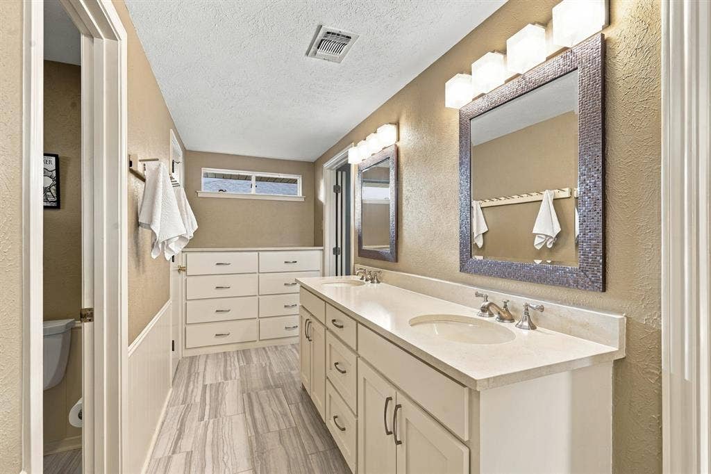 6720 Firelight Lane, Dallas, TX 75248 6720 Firelight Lane, Dallas, TX 75248