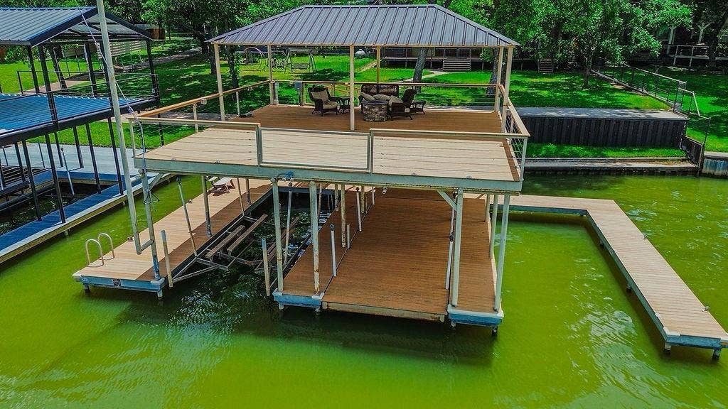 179 E El Camino Real, Weatherford, TX 76087 179 E El Camino Real, Weatherford, TX 76087
