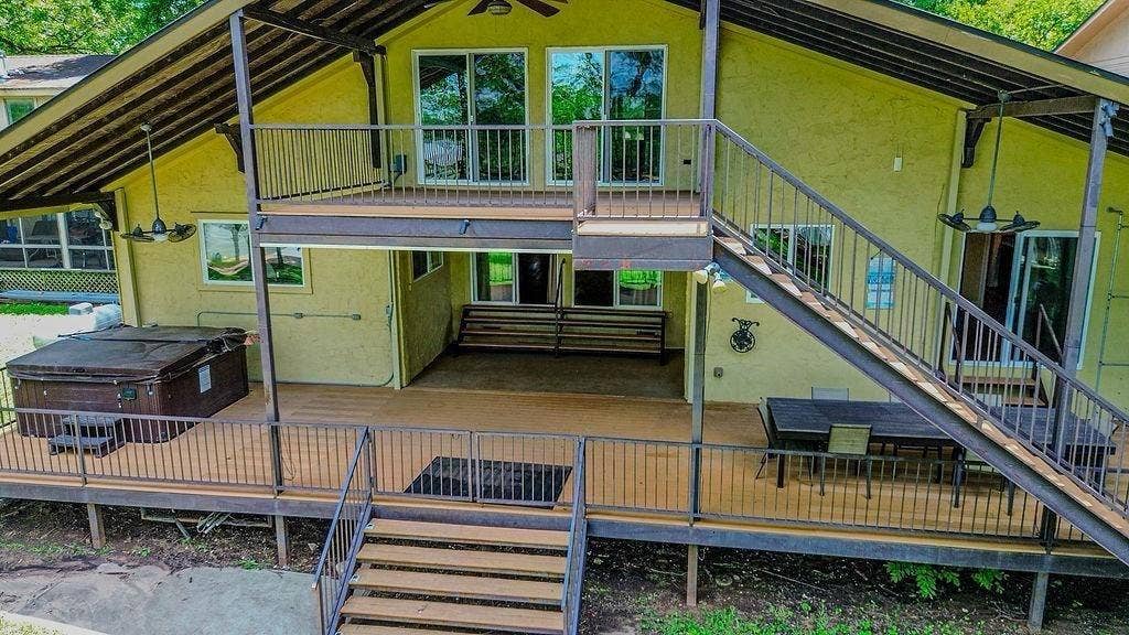179 E El Camino Real, Weatherford, TX 76087 179 E El Camino Real, Weatherford, TX 76087