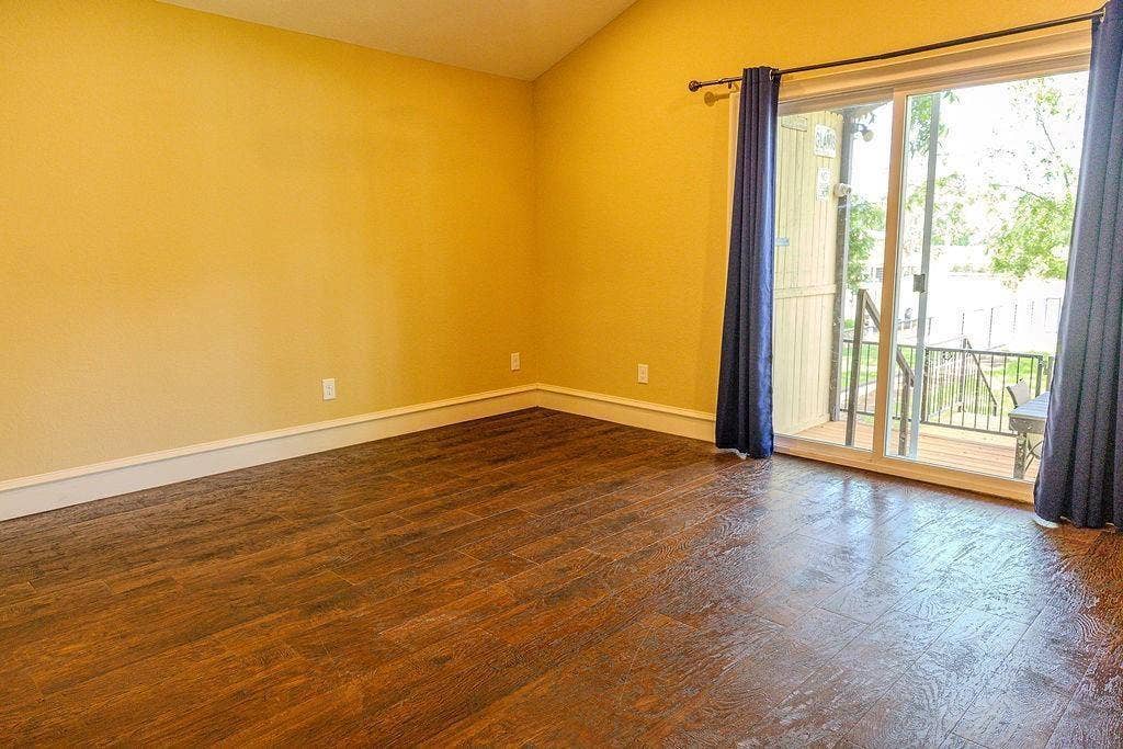 179 E El Camino Real, Weatherford, TX 76087 179 E El Camino Real, Weatherford, TX 76087