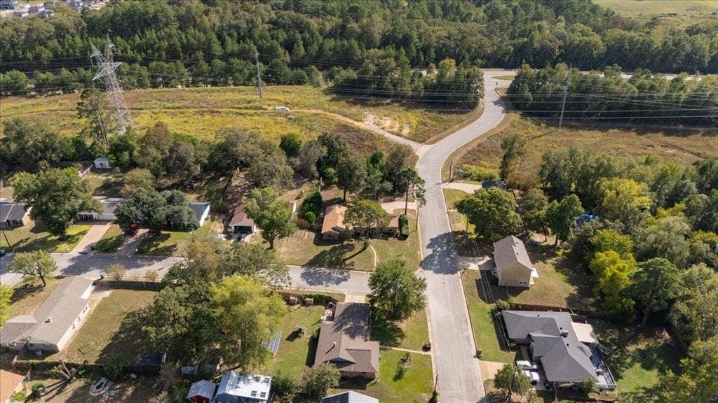 2615 Shady Bluff, Tyler, TX 75707 2615 Shady Bluff, Tyler, TX 75707