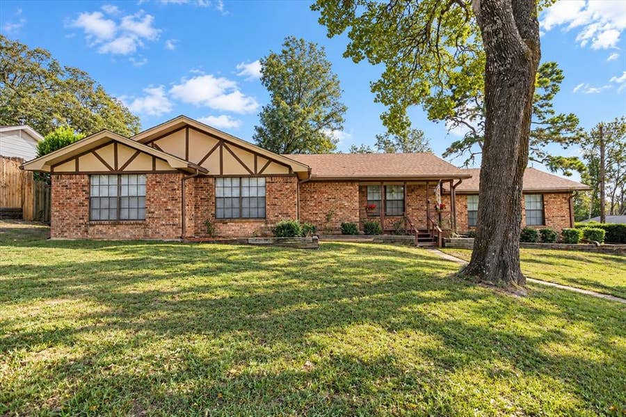 Property photo for 2615 Shady Bluff, Tyler, TX
