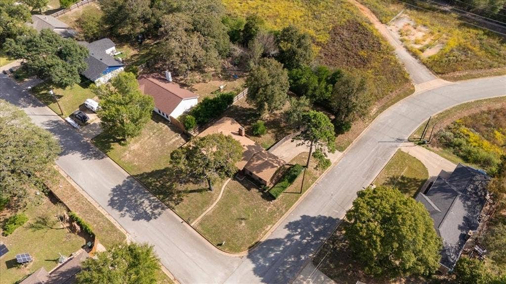 2615 Shady Bluff, Tyler, TX 75707 2615 Shady Bluff, Tyler, TX 75707