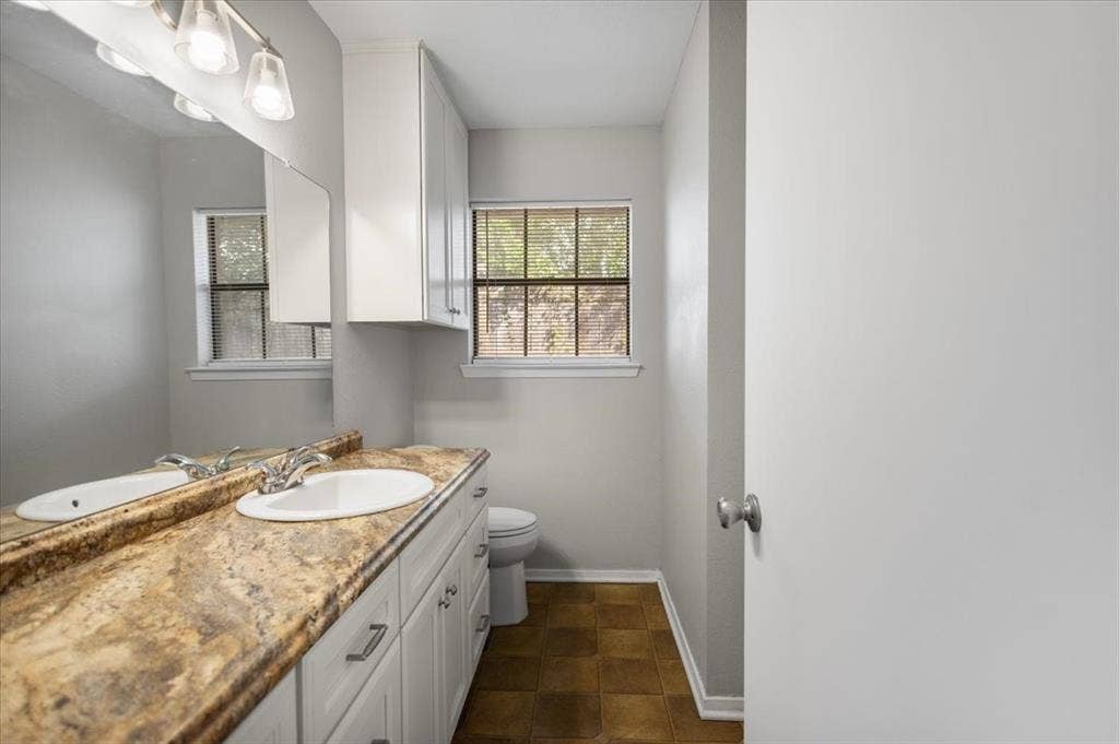 2615 Shady Bluff, Tyler, TX 75707 2615 Shady Bluff, Tyler, TX 75707