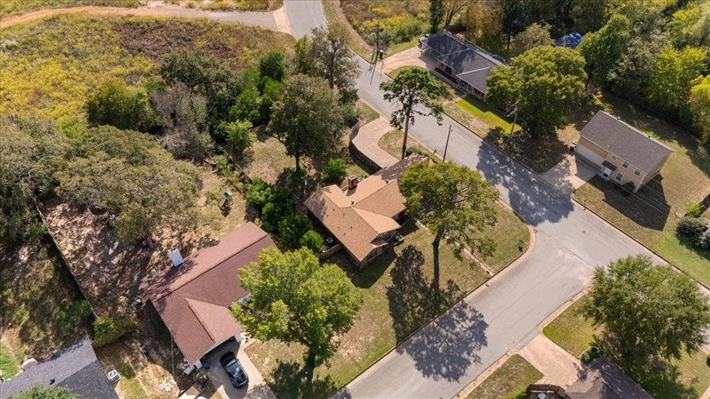 2615 Shady Bluff, Tyler, TX 75707 2615 Shady Bluff, Tyler, TX 75707