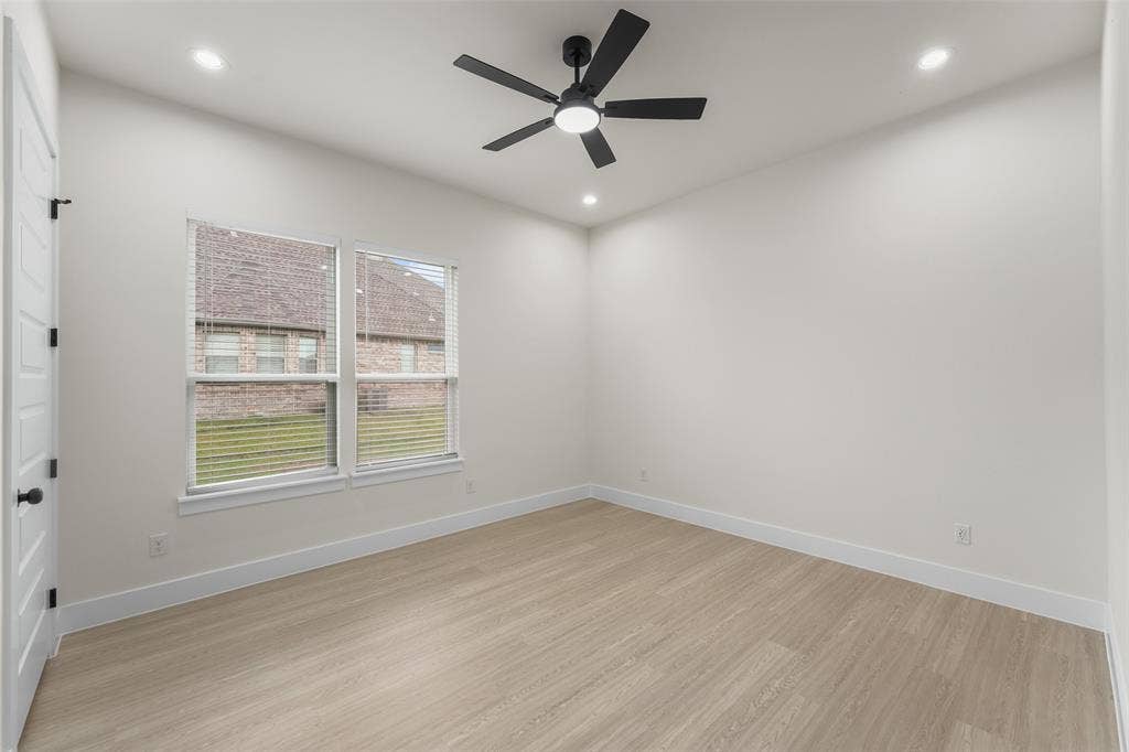 1018 Devonshire Drive N, Forney, TX 75126