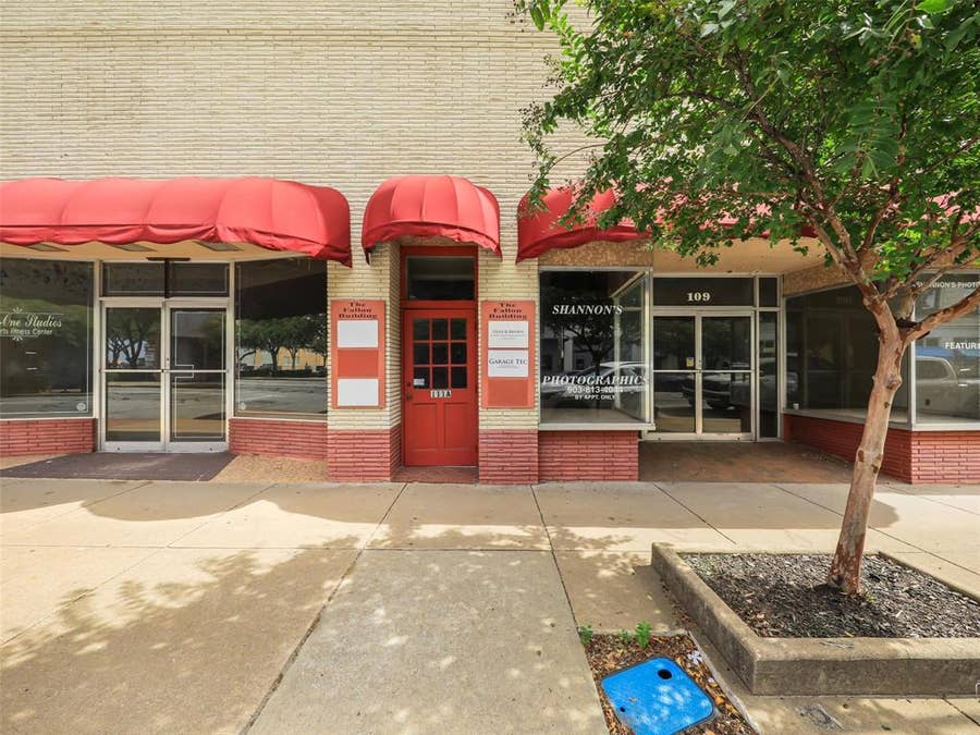 Property photo for 109-111 N Travis Street, Sherman, TX