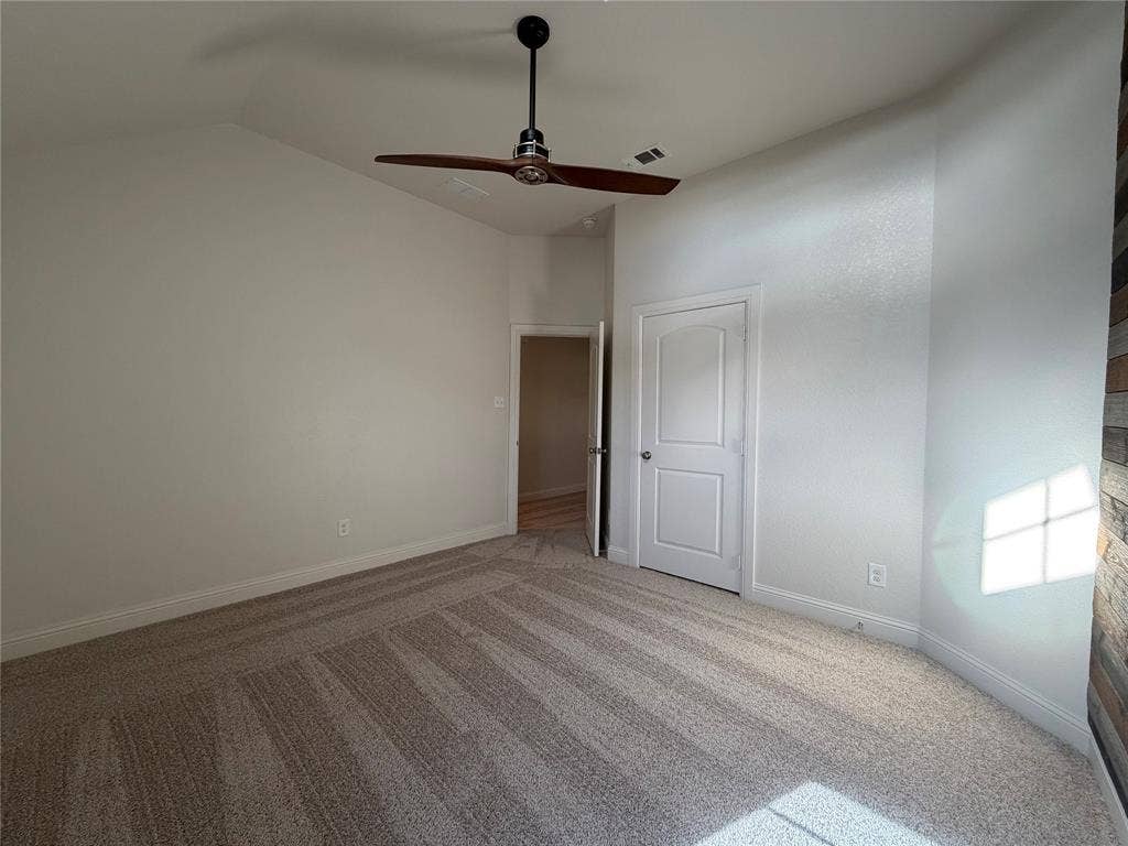 4409 Elmgreen Drive, Fort Worth, TX 76262