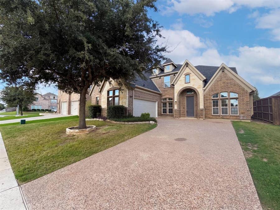 Property photo for 4409 Elmgreen Drive, Fort Worth, TX
