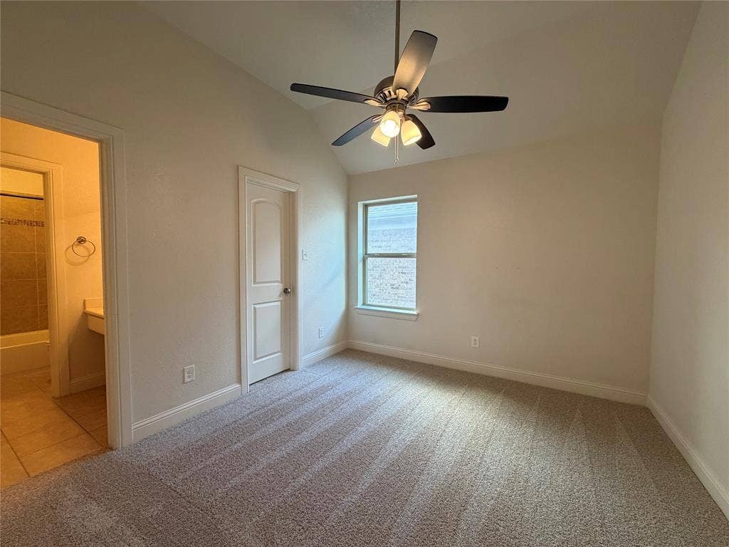 4409 Elmgreen Drive, Fort Worth, TX 76262