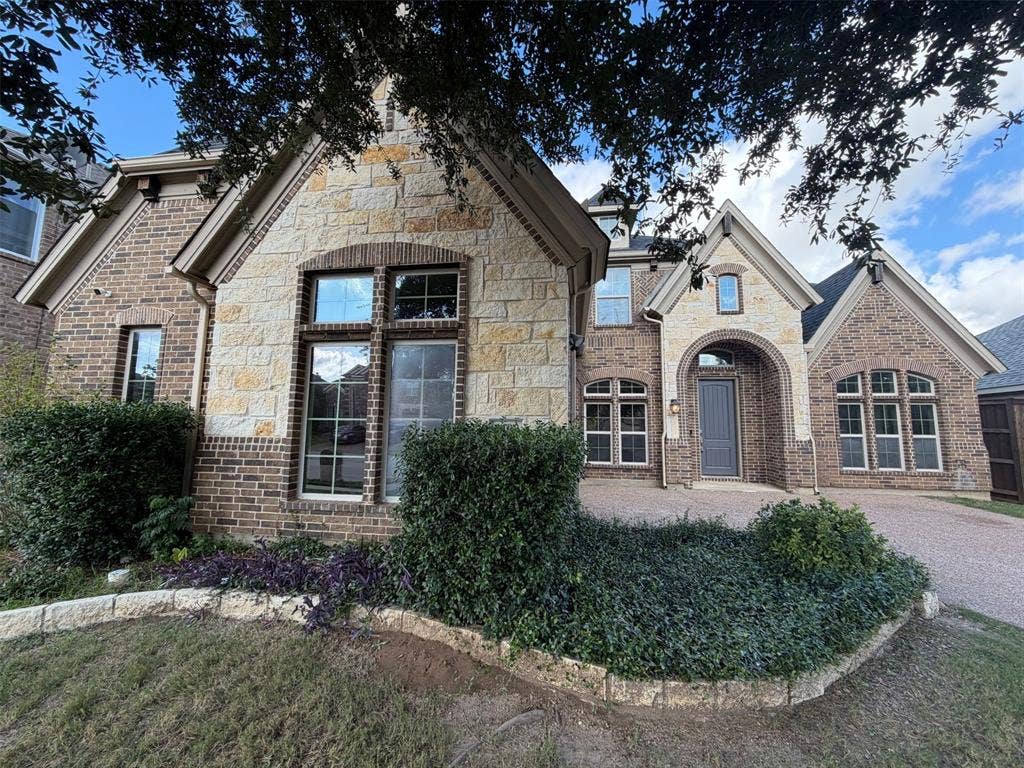 4409 Elmgreen Drive, Fort Worth, TX 76262