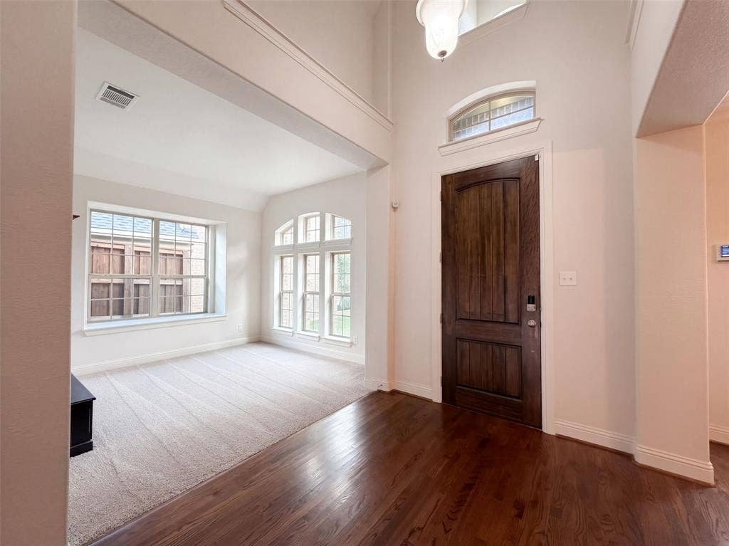 4409 Elmgreen Drive, Fort Worth, TX 76262