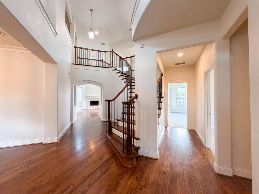 4409 Elmgreen Drive, Fort Worth, TX 76262