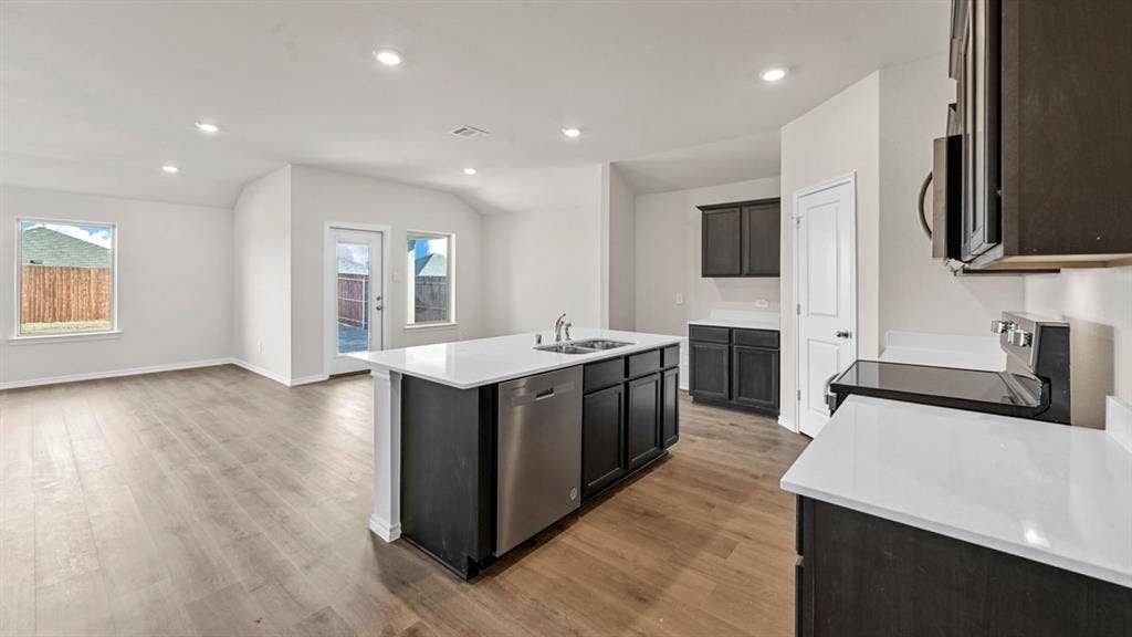 516 West Creek Fork Loop, Princeton, TX 75407 516 West Creek Fork Loop, Princeton, TX 75407
