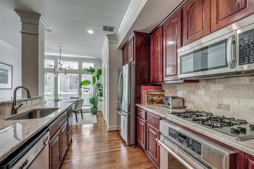 2910 State Street, Dallas, TX 75204 2910 State Street, Dallas, TX 75204