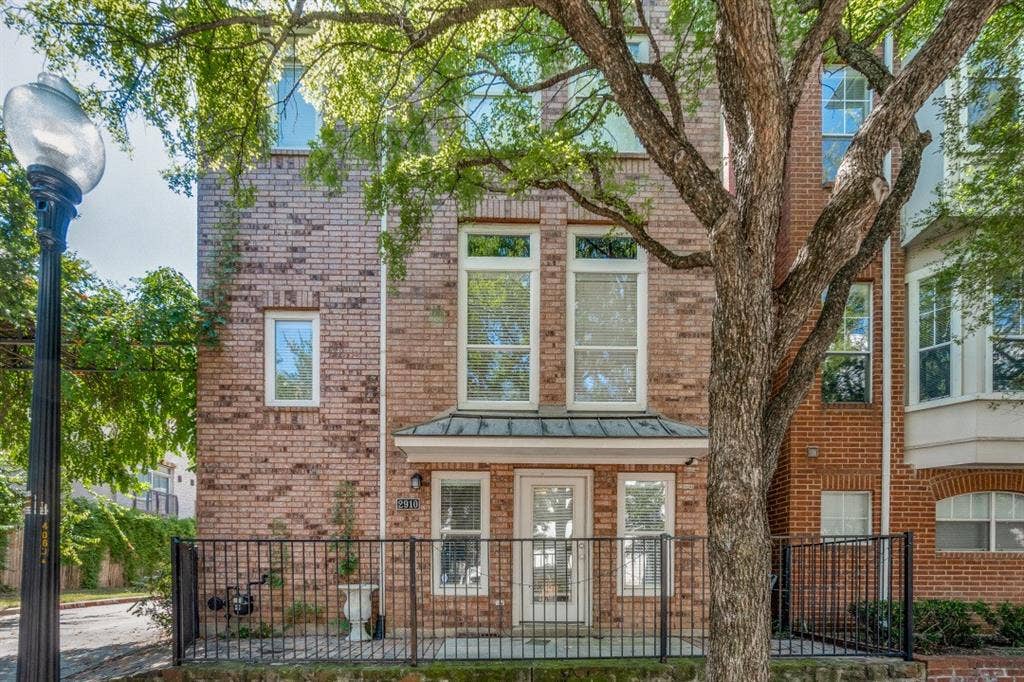 2910 State Street, Dallas, TX 75204 2910 State Street, Dallas, TX 75204