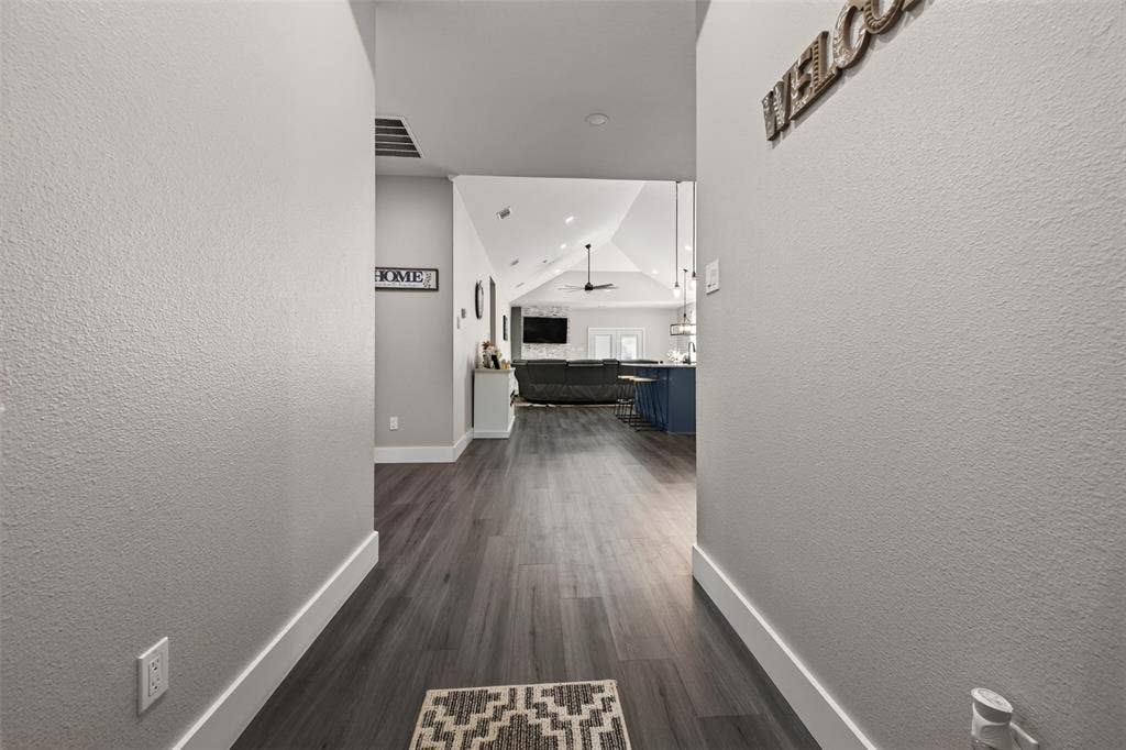9116 Beckleycrest Avenue, Dallas, TX 75232 9116 Beckleycrest Avenue, Dallas, TX 75232