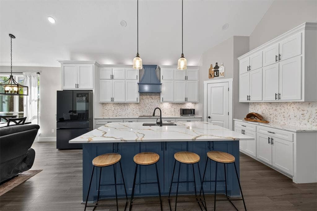9116 Beckleycrest Avenue, Dallas, TX 75232 9116 Beckleycrest Avenue, Dallas, TX 75232