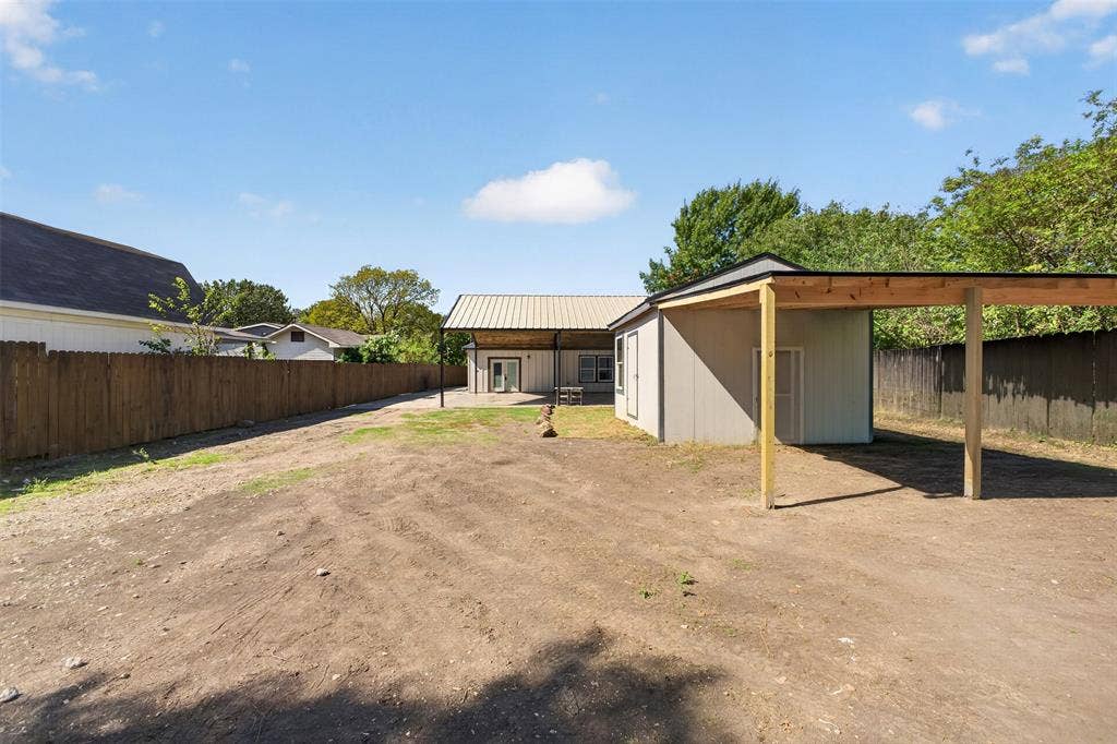 9116 Beckleycrest Avenue, Dallas, TX 75232 9116 Beckleycrest Avenue, Dallas, TX 75232