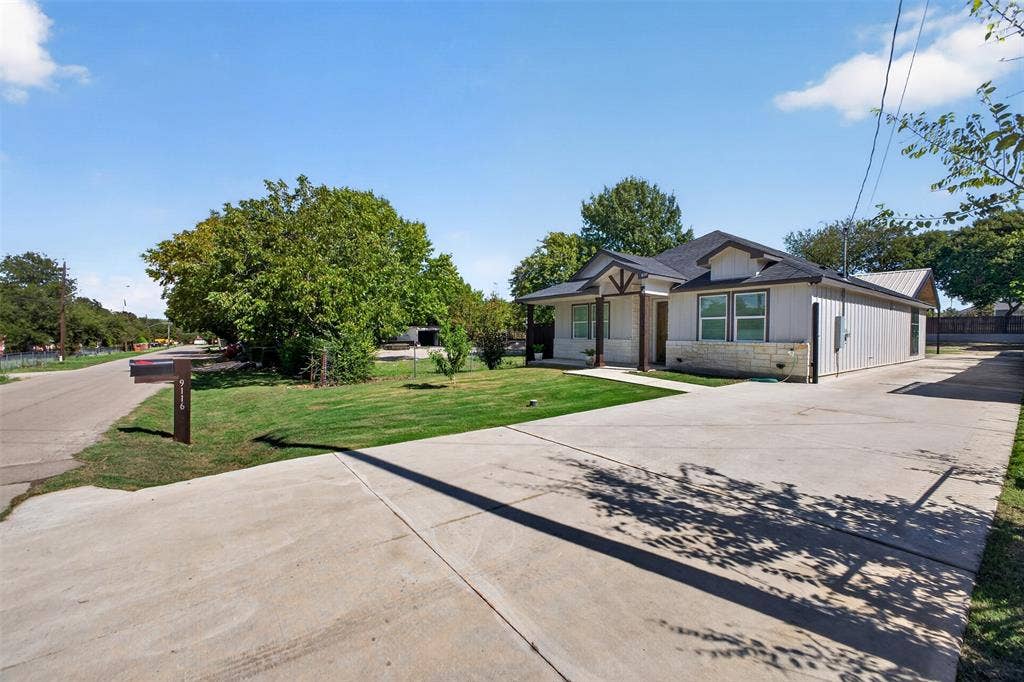 9116 Beckleycrest Avenue, Dallas, TX 75232 9116 Beckleycrest Avenue, Dallas, TX 75232