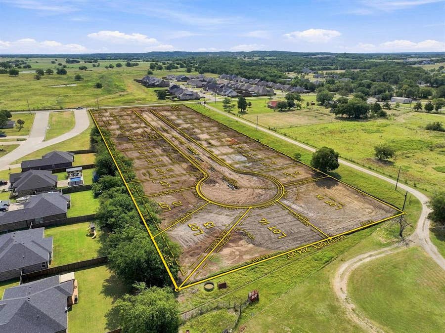 Property photo for 520 Pearce Meadows, Pottsboro, TX