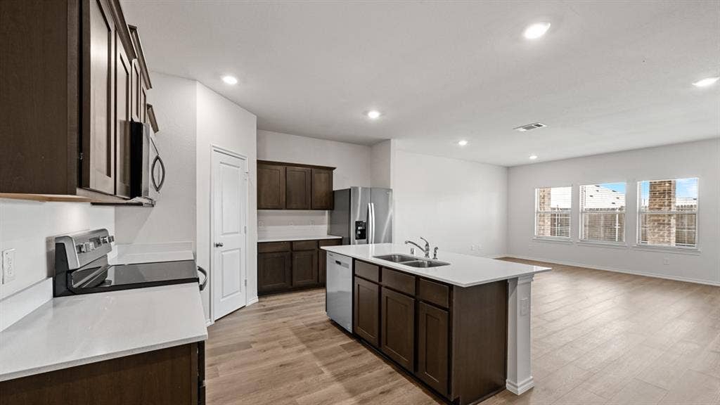 602 West Creek Fork Loop, Princeton, TX 75407 602 West Creek Fork Loop, Princeton, TX 75407