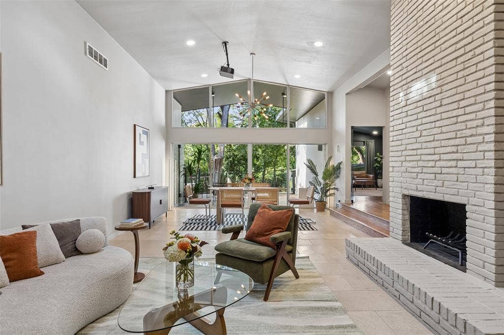 13321 Purple Sage Road, Dallas, TX 75240