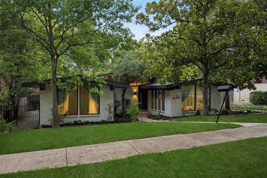 13321 Purple Sage Road, Dallas, TX 75240
