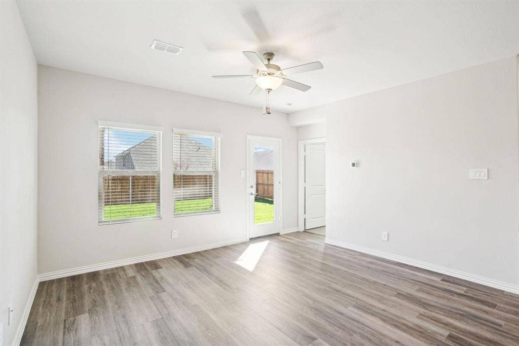 516 Ezra Lane, McKinney, TX 75069 516 Ezra Lane, McKinney, TX 75069