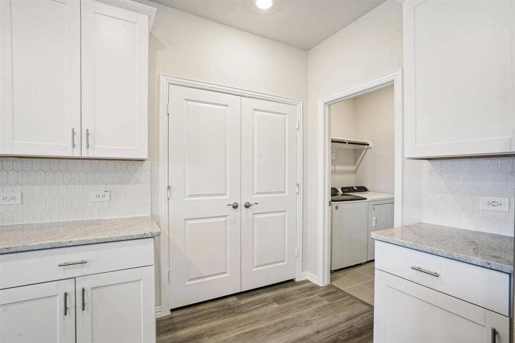 516 Ezra Lane, McKinney, TX 75069 516 Ezra Lane, McKinney, TX 75069