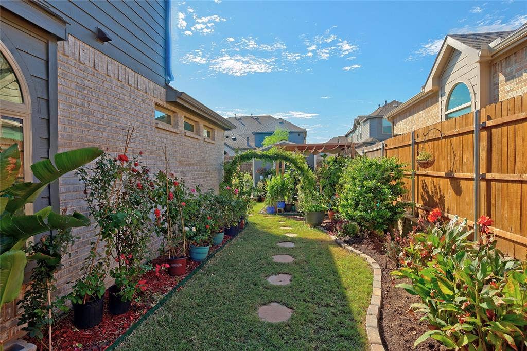 515 Dehaviland Lane, Fate, TX 75087 515 Dehaviland Lane, Fate, TX 75087