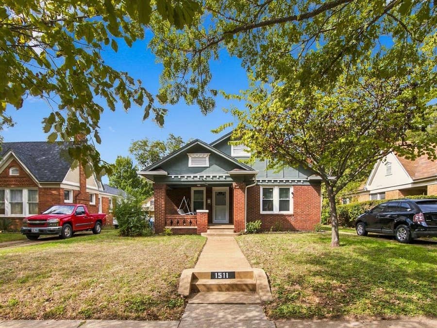 Property photo for 1511 Hollywood Avenue, Dallas, TX