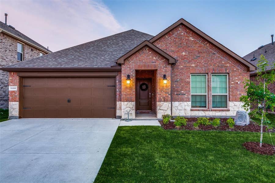 Property photo for 11108 Ranchera Drive, Aubrey, TX