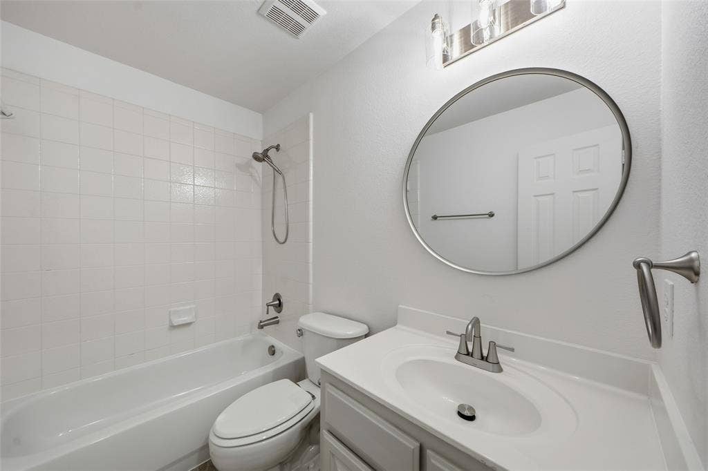 9112 Leafy Glade Road, Plano, TX 75024 9112 Leafy Glade Road, Plano, TX 75024
