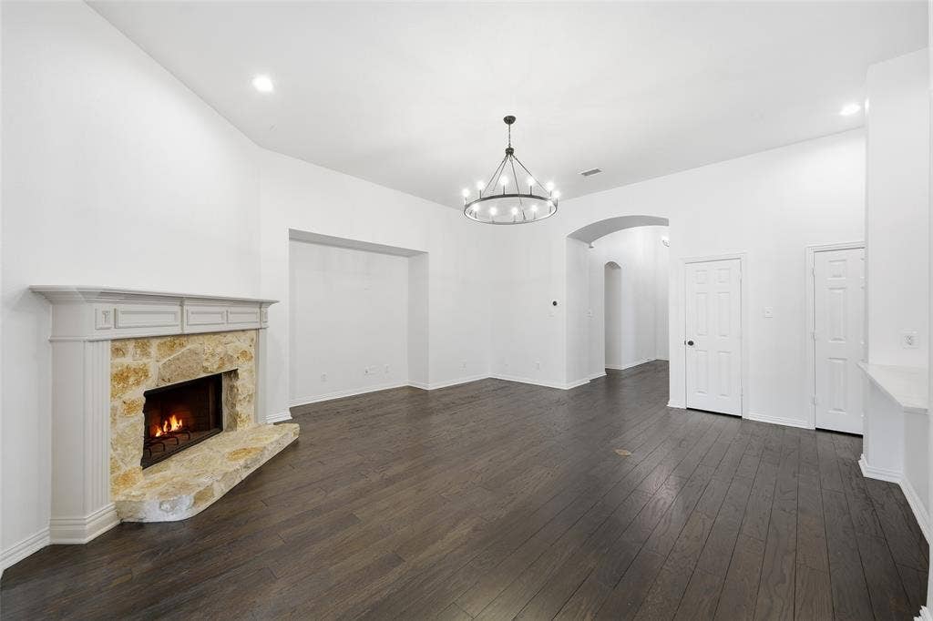 9112 Leafy Glade Road, Plano, TX 75024 9112 Leafy Glade Road, Plano, TX 75024