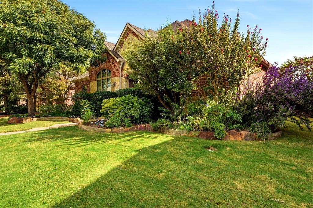 9112 Leafy Glade Road, Plano, TX 75024 9112 Leafy Glade Road, Plano, TX 75024
