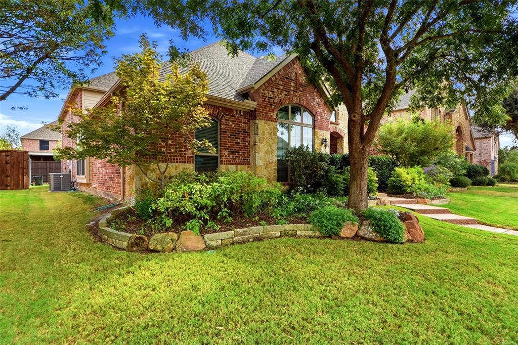 9112 Leafy Glade Road, Plano, TX 75024 9112 Leafy Glade Road, Plano, TX 75024