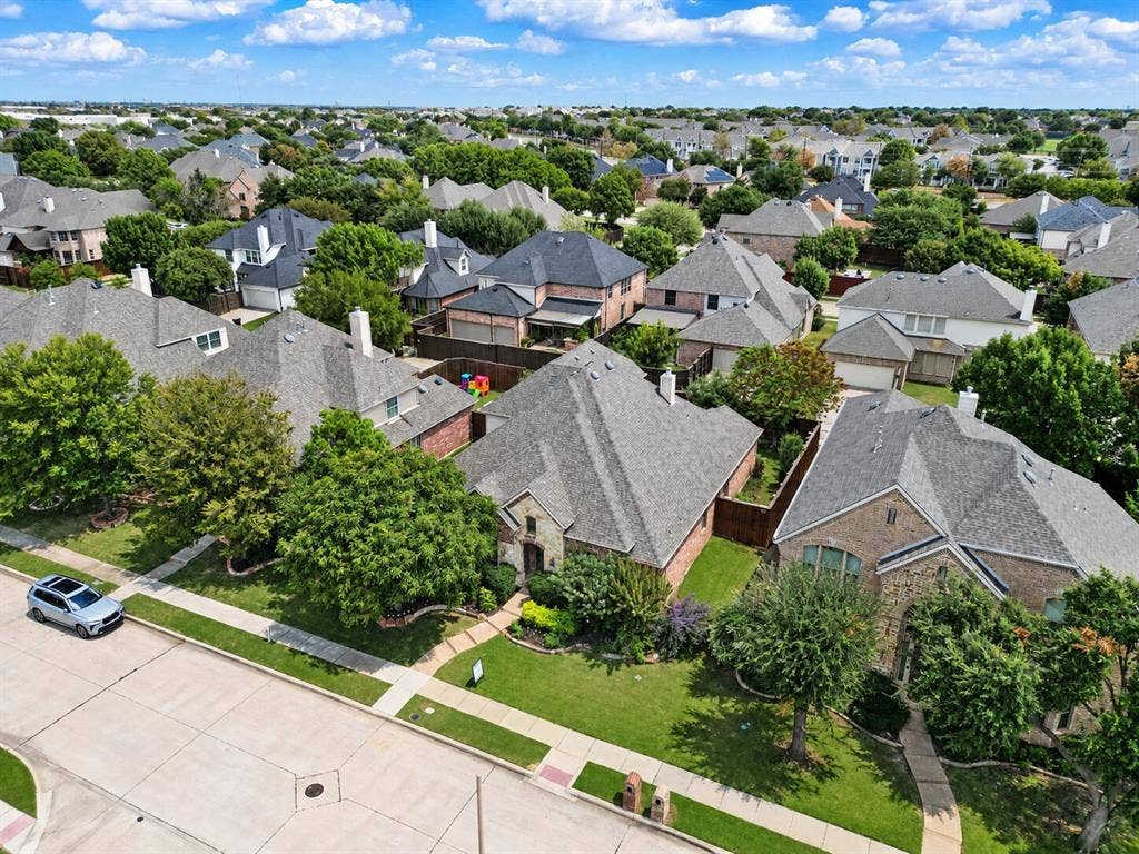9112 Leafy Glade Road, Plano, TX 75024 9112 Leafy Glade Road, Plano, TX 75024