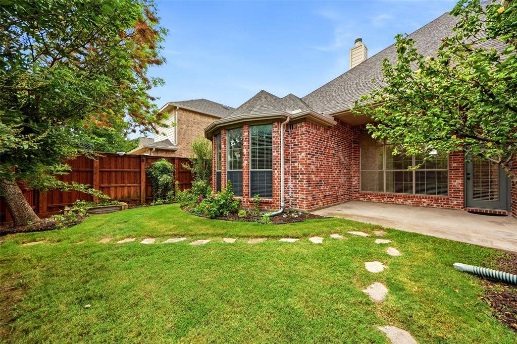 9112 Leafy Glade Road, Plano, TX 75024 9112 Leafy Glade Road, Plano, TX 75024