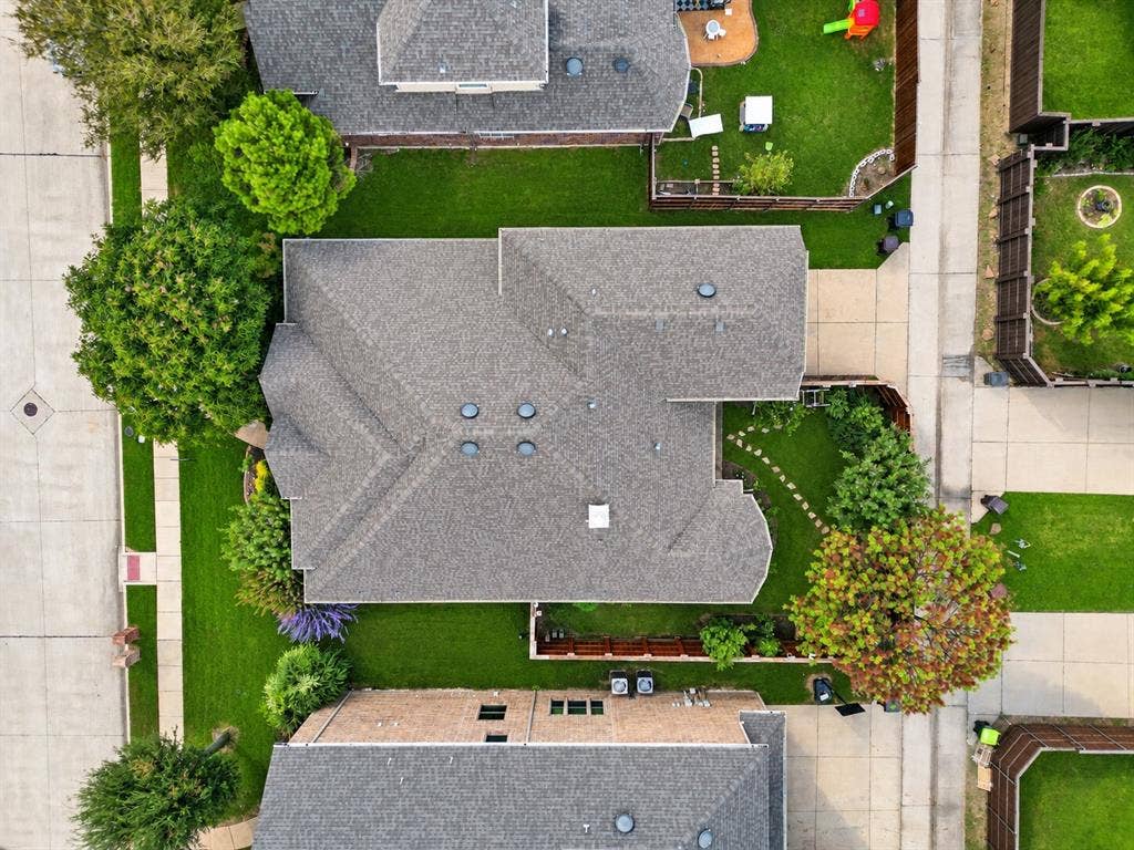 9112 Leafy Glade Road, Plano, TX 75024 9112 Leafy Glade Road, Plano, TX 75024