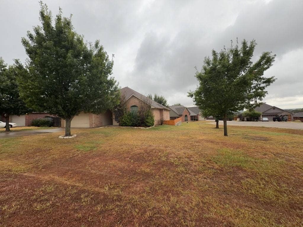 1005 Winding Road, Granbury, TX 76049 1005 Winding Road, Granbury, TX 76049