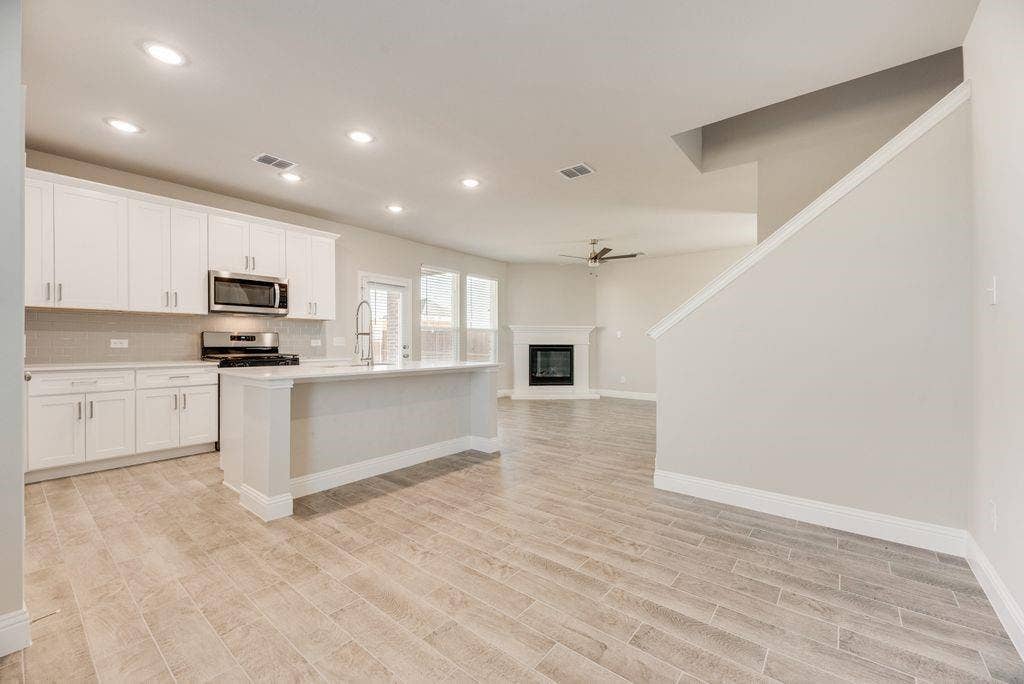 1537 Vermillion Street, Forney, TX 75126 1537 Vermillion Street, Forney, TX 75126